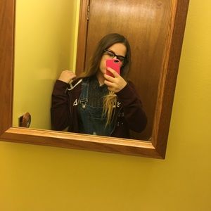 Meet your Posher, Olivia